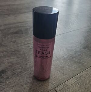 Victorias Secret Shimmer Nior Tease Spray